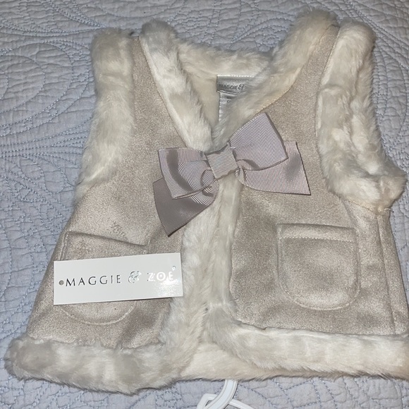 NWT Maggie & Zoe three piece suede vest with bow, Jeans and long sleeve T-shirt - Picture 9 of 11